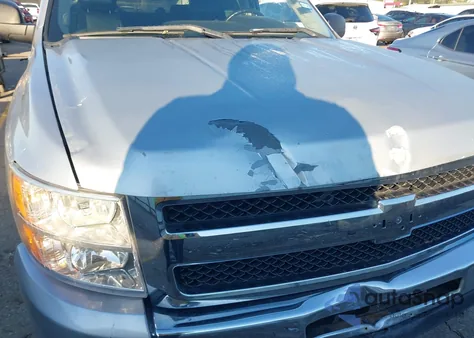 2011 Chevrolet Silverado 1500 Lt from USA, damaged, VIN 3GCPCSE01BG203133